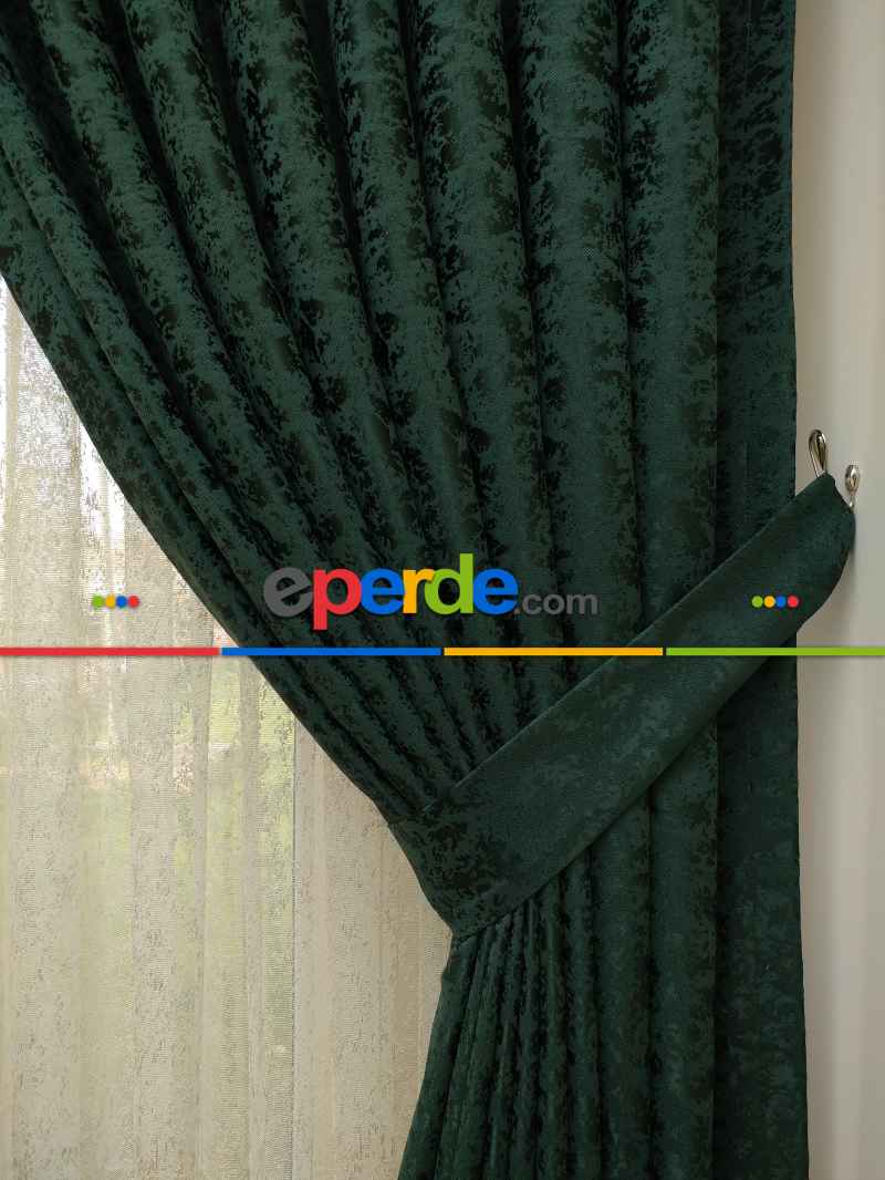 Koyu Yeşil Rengi Kendinden Desenli Jakar Fon Perde (285 En)- Yeşil Koyu Yeşil
