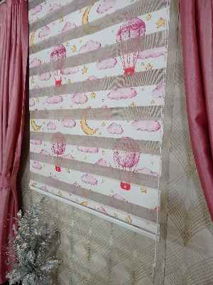 Çocuk Odası - 1. Kalite Bulut Desenli Zebra Perde- Pembe
