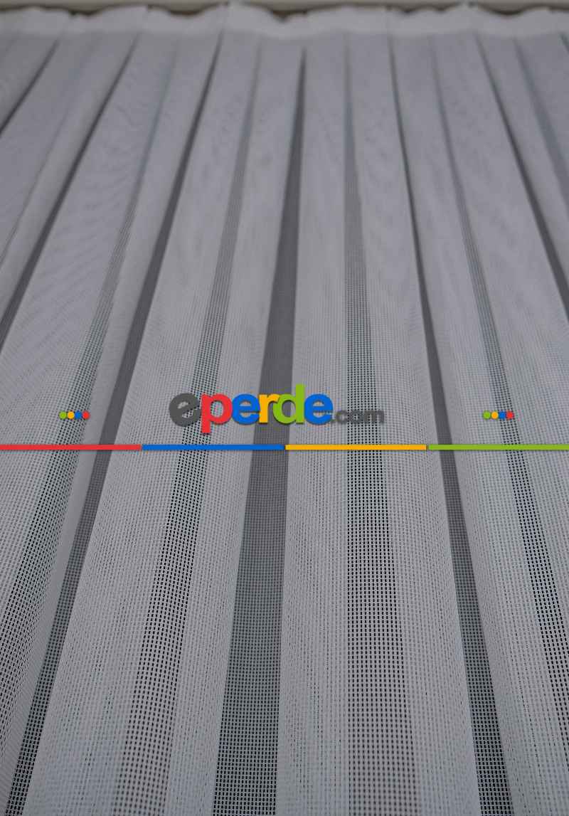 Ekru Renkli Kedi Tırmalamalarına Dayanaklı Tül Perde