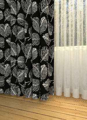 Dökümlü Kumaştan Siyah Yaprak Desenli Baskılı Fon Perde Geniş En 1. Kalite
