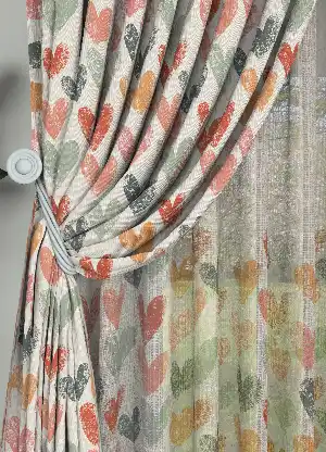 Genç Odası - Dökümlü Kumaştan Turuncu Kalp Desenli Baskılı Fon Perde Geniş En 1. Kalite