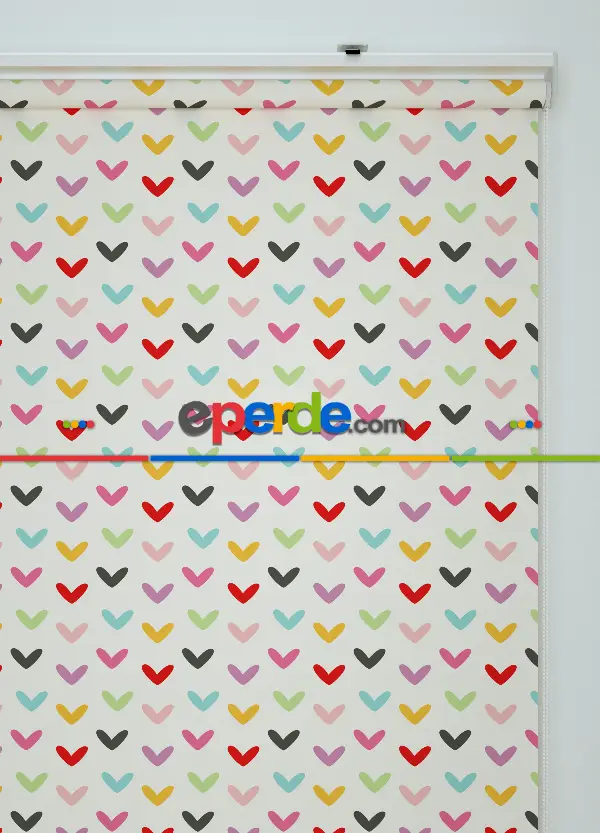 Renkli Kalpler Desenli Baskılı Stor Perde Pembe-yeşil- Kırmızı