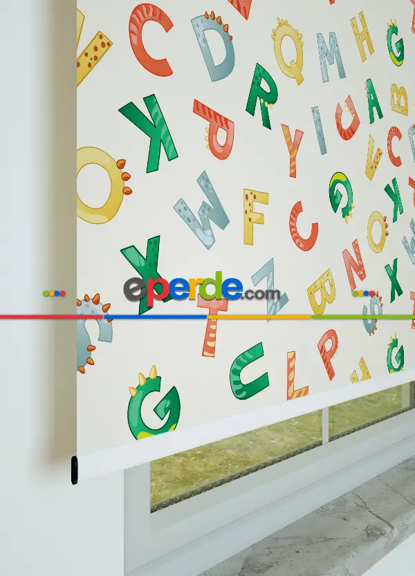 Renkli Harfler Desenli Baskılı Stor Perde Yeşil-kırmızı-sarı