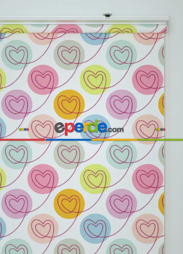 Renkli Kalpler Desenli Baskılı Stor Perde Pembe-yeşil