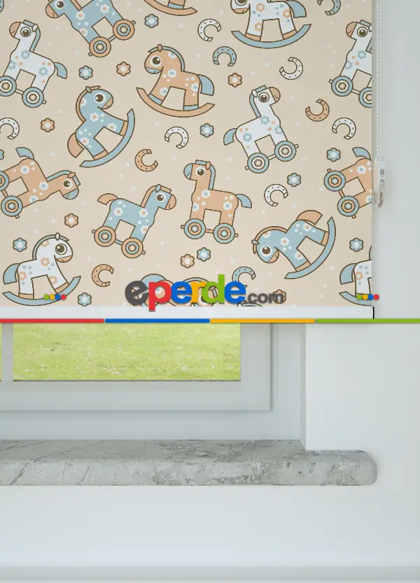 Sevimli Tahta At Desenli Baskılı Stor Perde