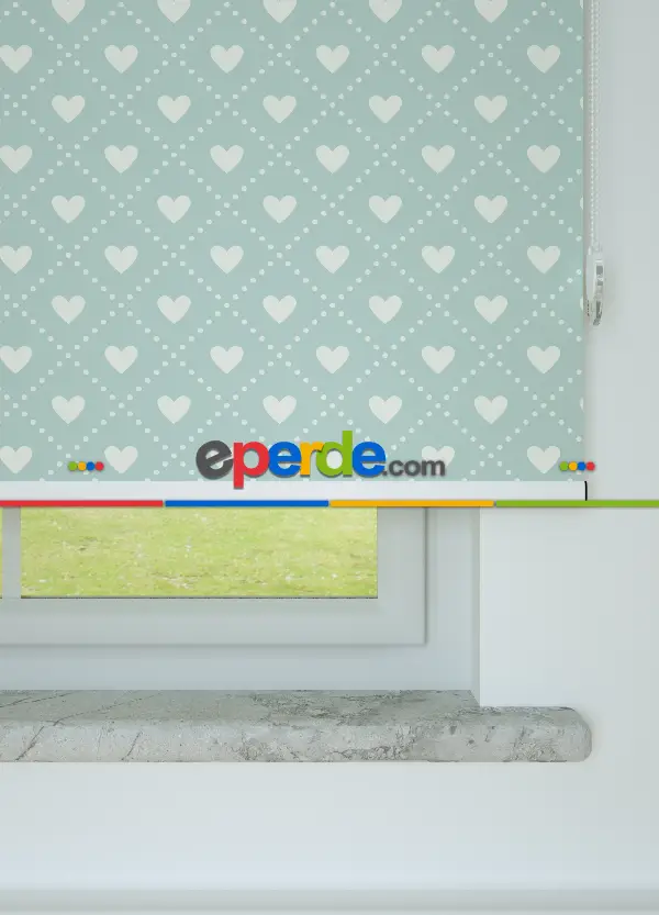 Mint Yeşili Kalp Desenli Baskılı Stor Perde