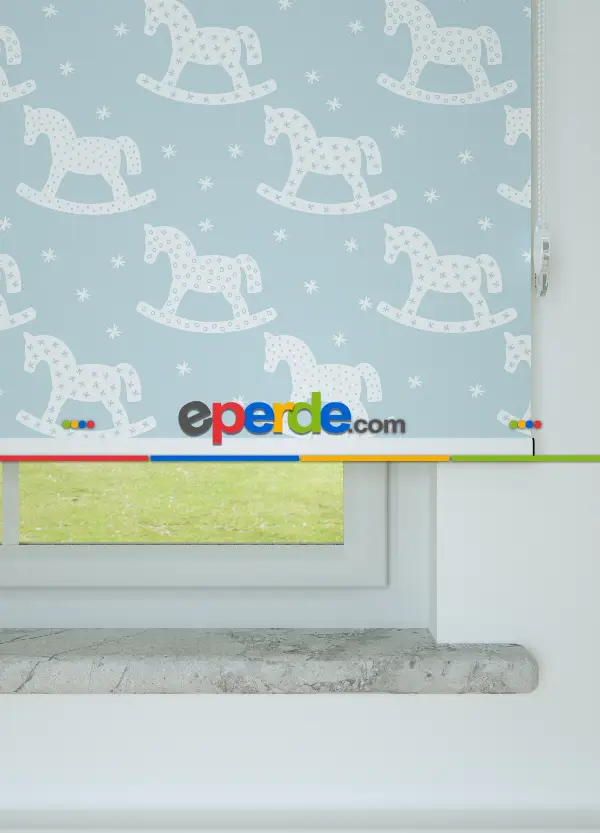 Sevimli Tahta At Desenli Baskılı Stor Perde