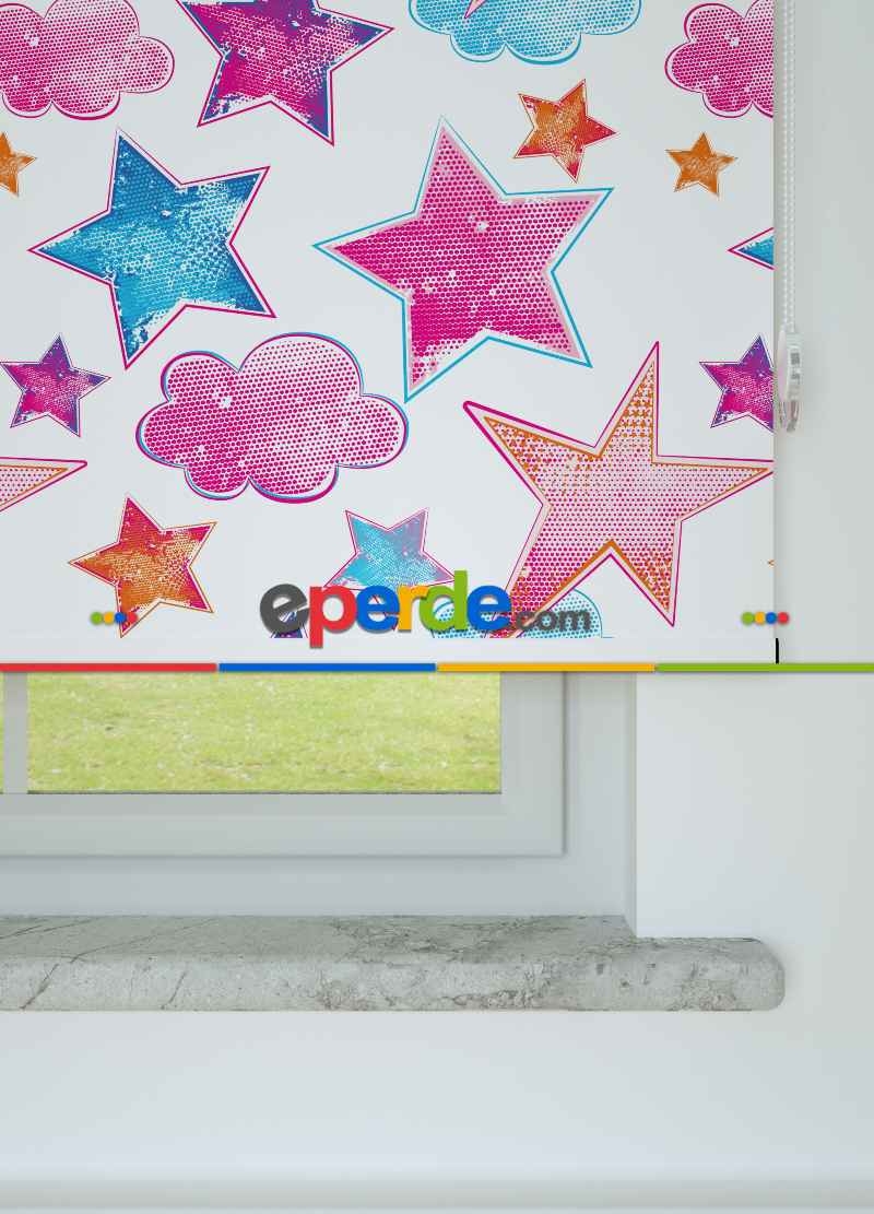 Pembe Yıldız Ve Bulut Desenli Baskılı Stor Perde