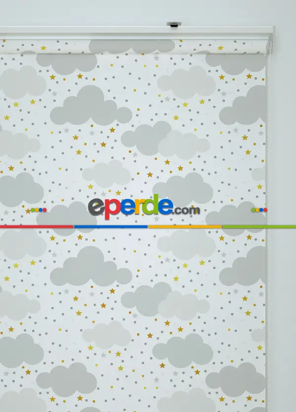 Gri Bulut Ve Yıldız Desenli Baskılı Stor Perde