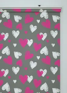 Pembe Kalp Desenli Baskılı Stor Perde