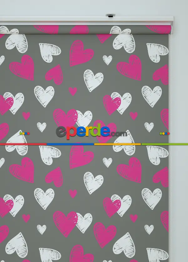 Pembe Kalp Desenli Baskılı Stor Perde