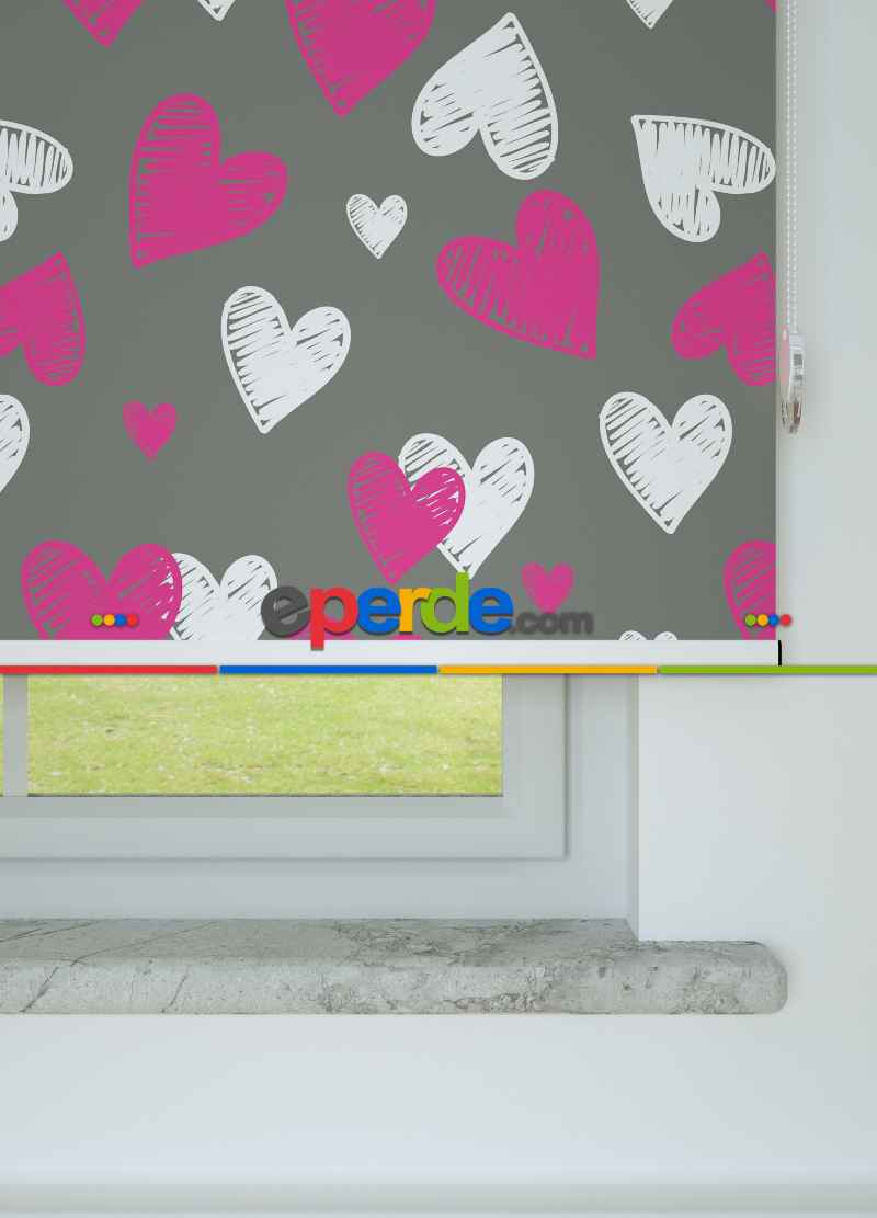 Pembe Kalp Desenli Baskılı Stor Perde