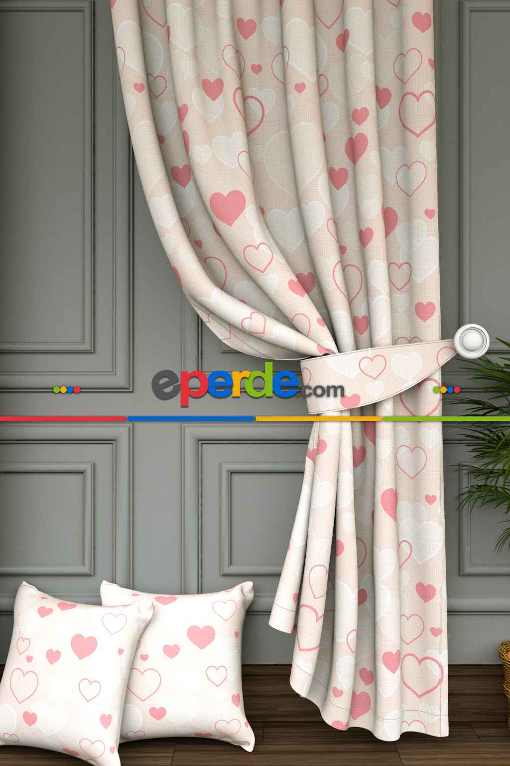 Dökümlü Kumaştan Renkli Kalpler Desenli Baskılı Fon Perde