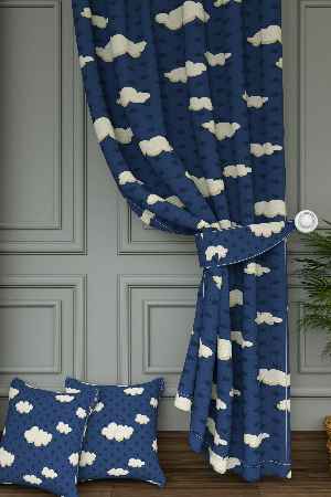 Dökümlü Kumaştan Açık Lacivert Bulut ve Yıldız Desenli Baskılı Fon Perde Geniş En 1. Kalite