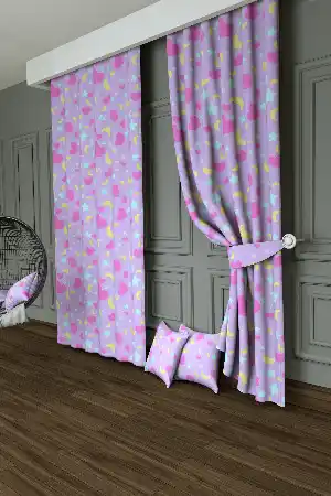 Dökümlü Kumaştan Lila Pembe Kalp ve Yıldız Desenli Baskılı Fon Perde Geniş En 1. Kalite