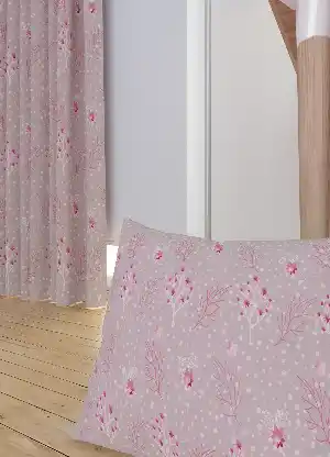 Dökümlü Kumaştan Pudra Çiçek ve Ağaç Desenli Baskılı Fon Perde Geniş En 1. Kalite