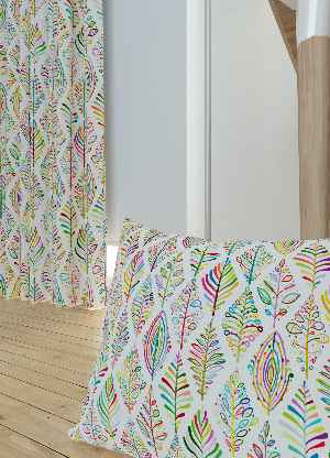 Dökümlü Kumaştan Yeşil Pembe Ağaç Desenli Baskılı Fon Perde Geniş En 1. Kalite