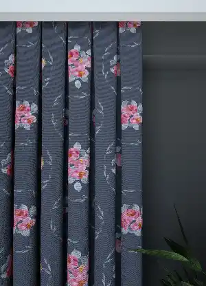 Dökümlü Kumaştan Grimsi Lacivert Pembe Çiçek Desenli Baskılı Fon Perde Geniş En 1. Kalite