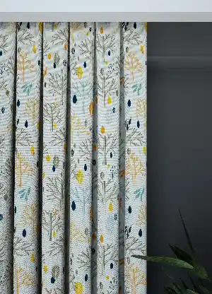 Dökümlü Kumaştan Genç Odası - Sarı Mint Ağaç Ve Yaprak Desenli Baskılı Fon Perde Geniş En 1. Kalite