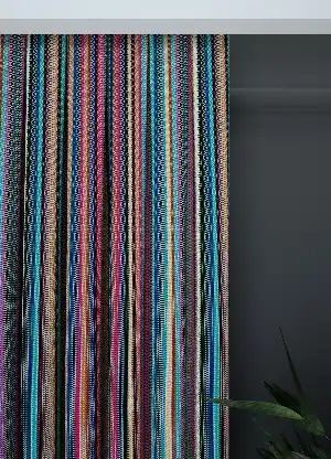 Dökümlü Kumaştan Pembe Mavi Zikzak Çizgi Desenli Baskılı Fon Perde Geniş En 1. Kalite