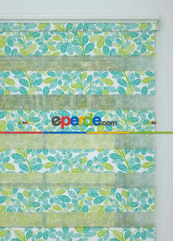 Yeşil Mint Yaprak Desenli Baskılı Zebra Perde