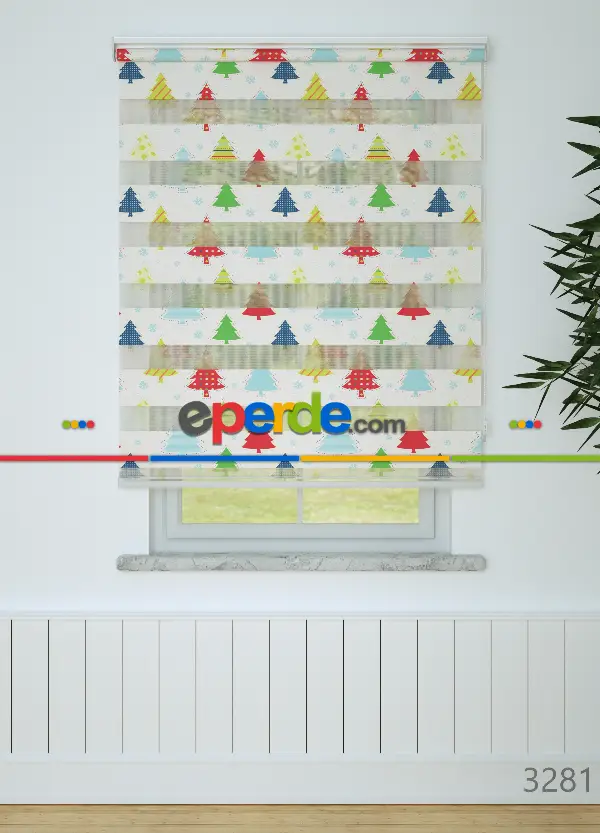 Bebek Odası - Kırmızı Yeşil Çam Ağacı Desenli Baskılı Zebra Perde