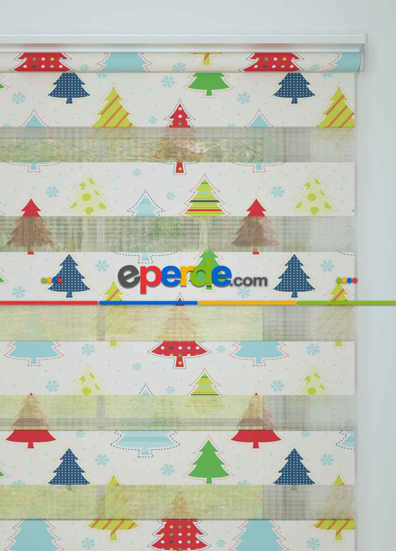 Bebek Odası - Kırmızı Yeşil Çam Ağacı Desenli Baskılı Zebra Perde