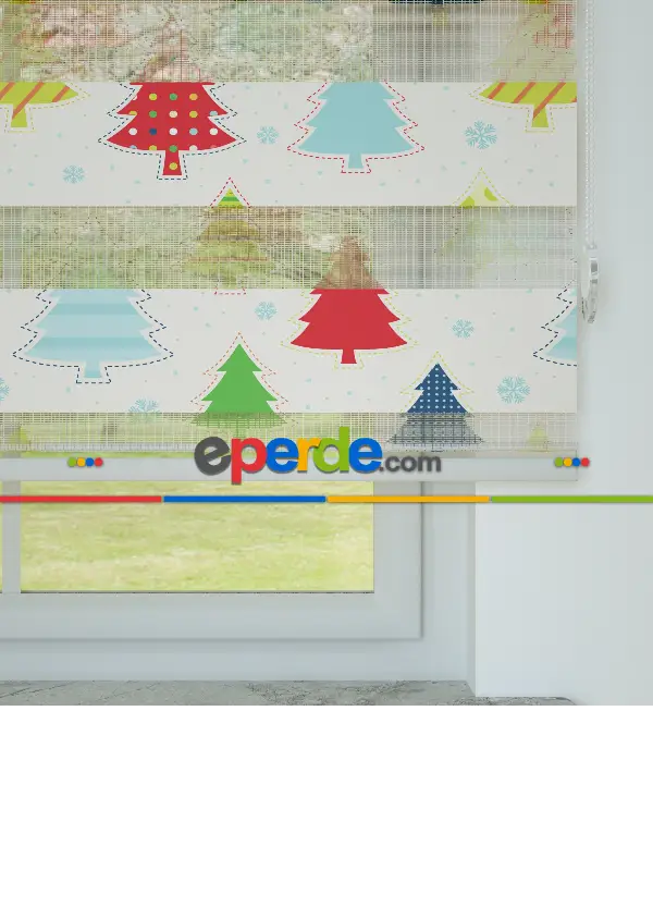 Bebek Odası - Kırmızı Yeşil Çam Ağacı Desenli Baskılı Zebra Perde