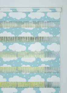 Bebek Odası - Mavi Bulut Ve Yıldız Desenli Baskılı Zebra Perde