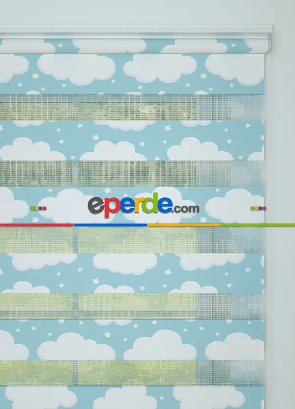 Bebek Odası - Mavi Bulut Ve Yıldız Desenli Baskılı Zebra Perde