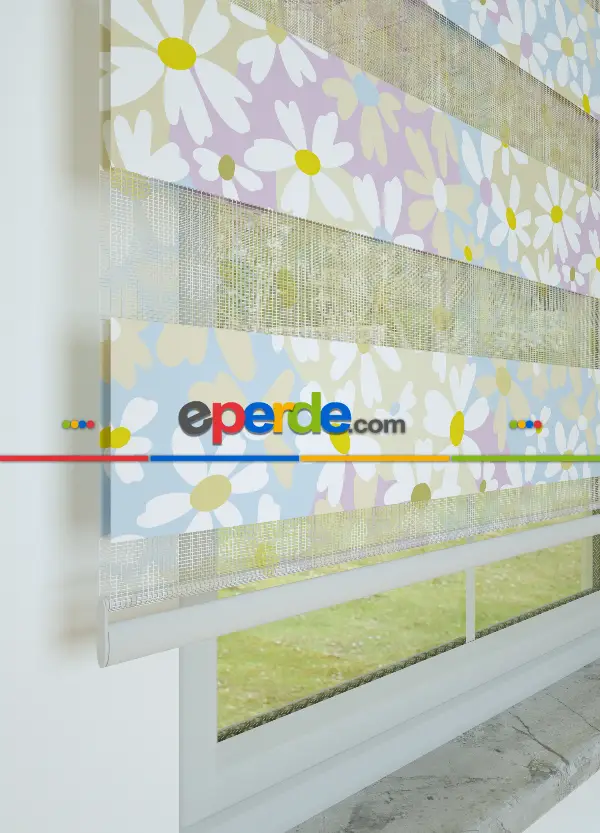 Lila Mavi Papatya Desenli Baskılı Zebra Perde