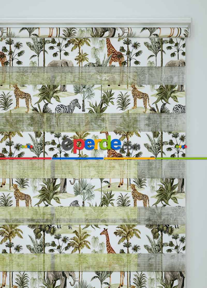 Çocuk Odası - Yeşil Kahverengi Safari Desenli Baskılı Zebra Perde