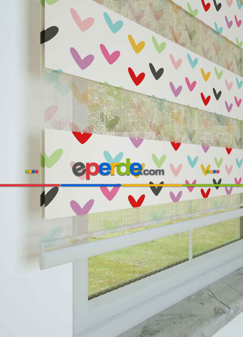 Çocuk Odası - Kırmızı Pembe Kalp Desenli Baskılı Zebra Perde