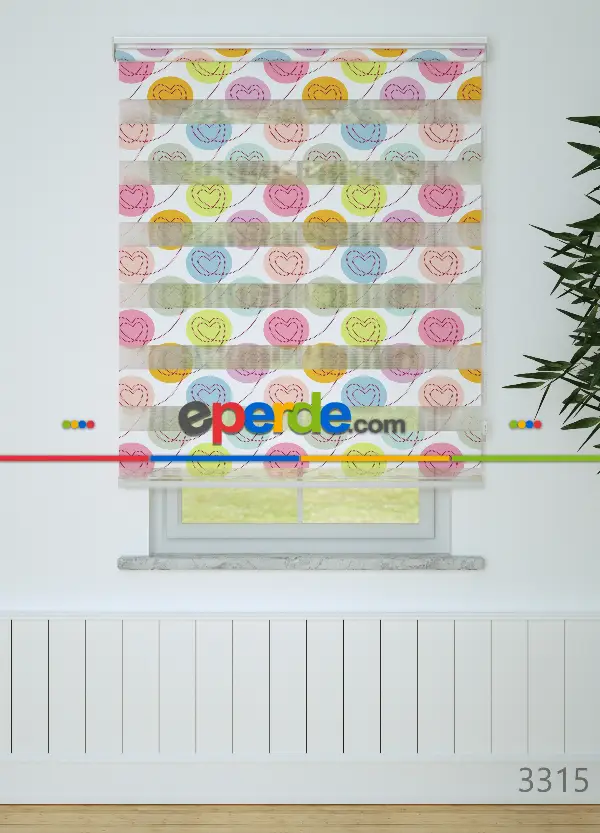 Pembe Mavi Kalp Desenli Baskılı Zebra Perde