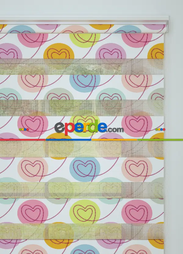 Pembe Mavi Kalp Desenli Baskılı Zebra Perde