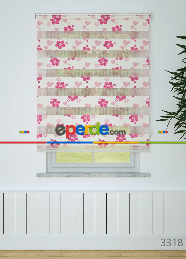 Çocuk Odası - Pembe Çiçek Ve Kalp Desenli Baskılı Zebra Perde