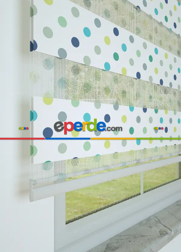 Sarı Yeşil Puan Desenli Baskılı Zebra Perde