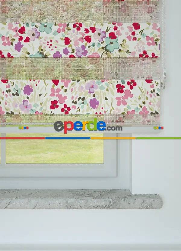 Pembe Lila Çıtır Çiçek Desenli Baskılı Zebra Perde