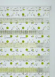 Yeşil Kuş Ve Ağaç Desenli Baskılı Zebra Perde