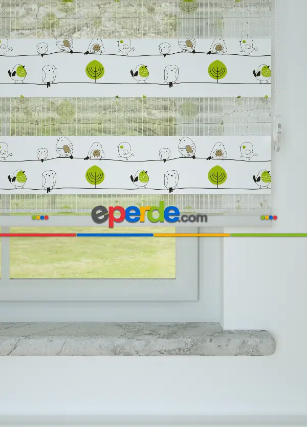 Yeşil Kuş Ve Ağaç Desenli Baskılı Zebra Perde