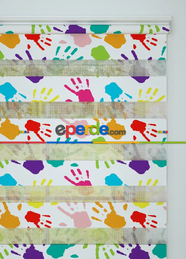 Mor Turkuaz El İzi Desenli Baskılı Zebra Perde