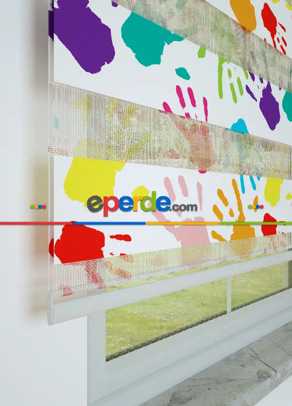 Mor Turkuaz El İzi Desenli Baskılı Zebra Perde