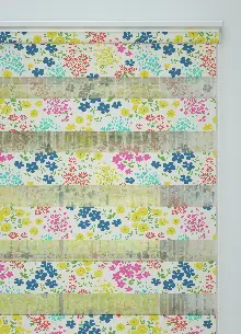 Çocuk Odası - Pembe Mavi Çıtır Çiçek Desenli Baskılı Zebra Perde