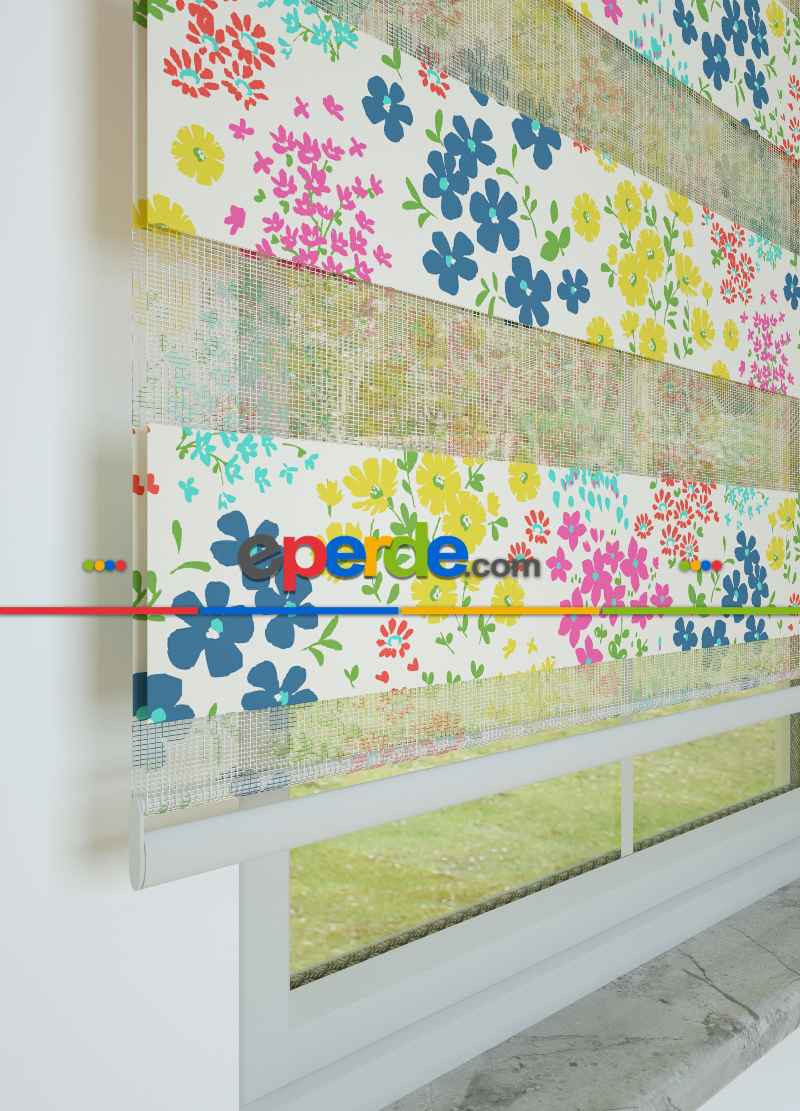 Çocuk Odası - Pembe Mavi Çıtır Çiçek Desenli Baskılı Zebra Perde