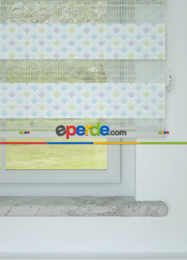 Lila Yeşil Minik Geometrik Desenli Baskılı Zebra Perde