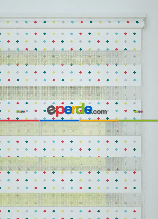 Yeşil Sarı Minik Geometrik Desenli Baskılı Zebra Perde