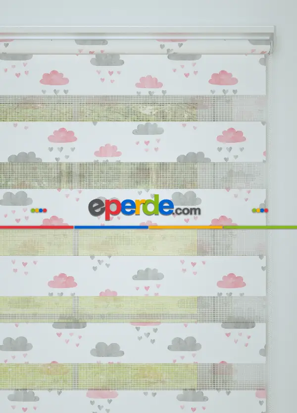 Bebek Odası - Gri Pembe Bulut Ve Yağmur Desenli Baskılı Zebra Perde