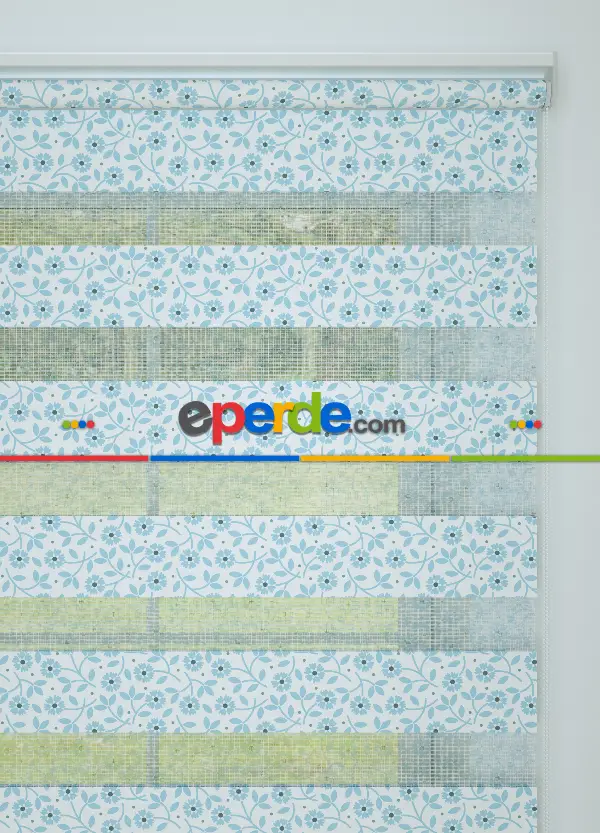 Mavi Çıtır Çiçek Desenli Baskılı Zebra Perde