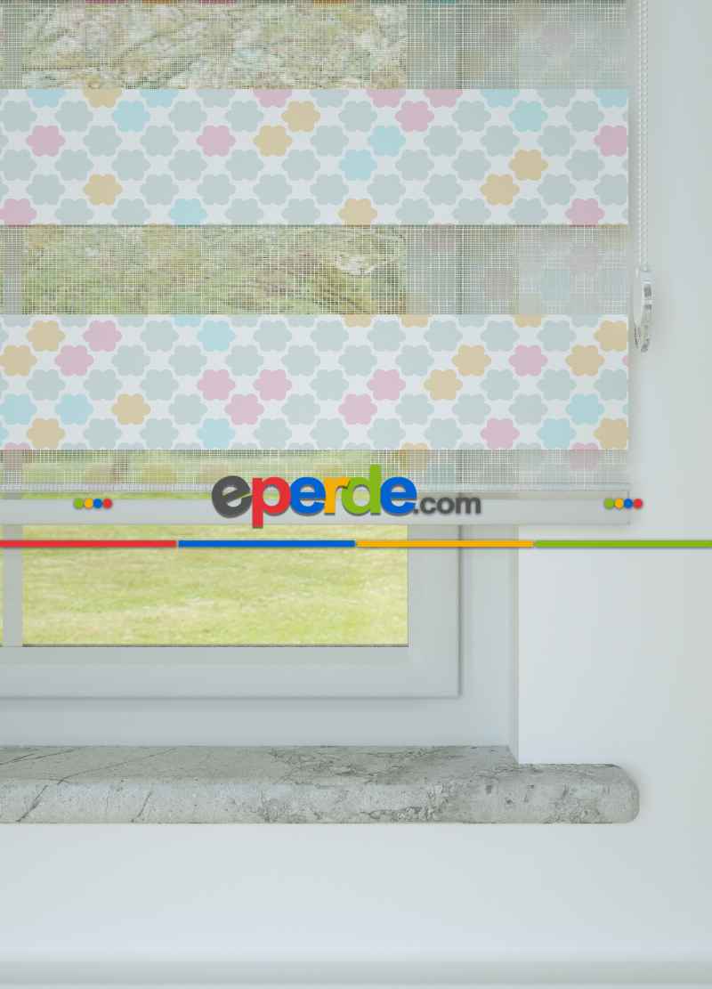 Bebek Odası - Pembe Mavi Minik Çiçek Desenli Baskılı Zebra Perde