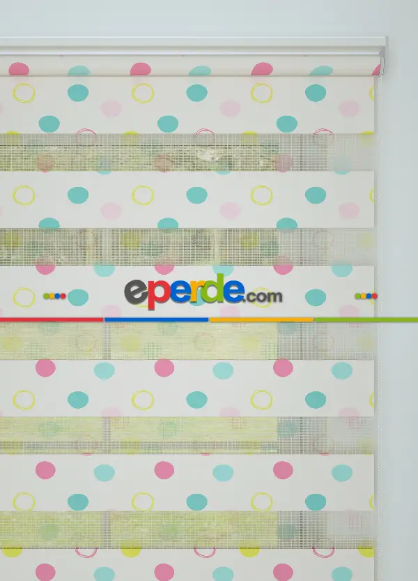 Bebek Odası - Pembe Mint Puan Desenli Baskılı Zebra Perde